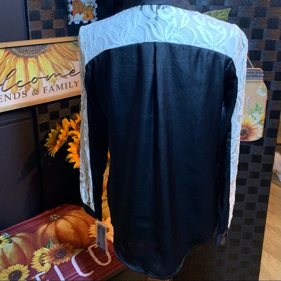 Women’s black with lace button down blouse. - Picture 2 of 7